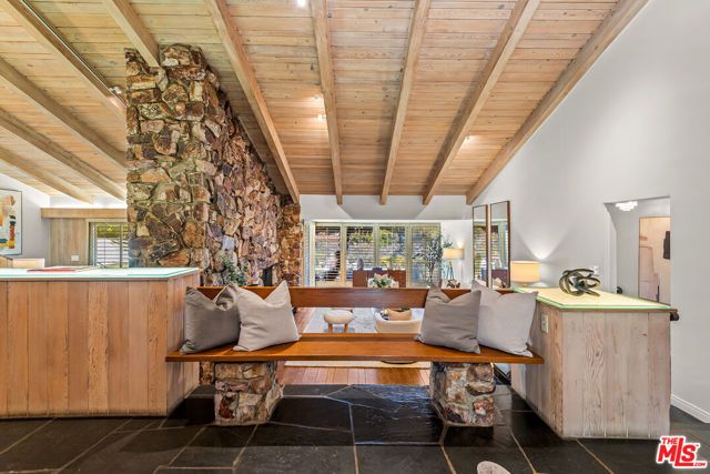 11356 Thurston Circle, Los Angeles, CA 90049