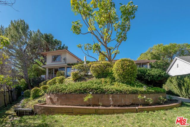 11356 Thurston Circle, Los Angeles, CA 90049