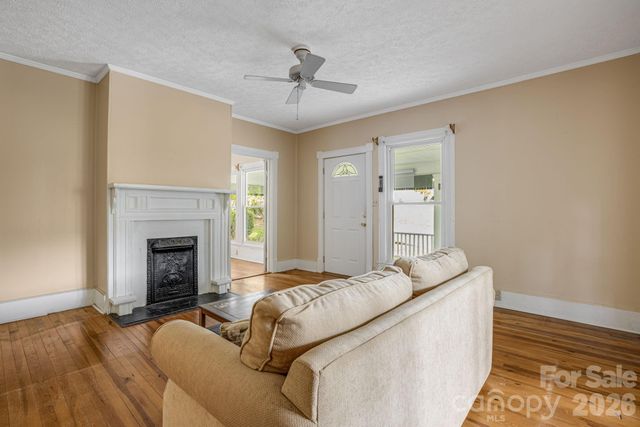82 Hill Street, Hot Springs, NC 28743