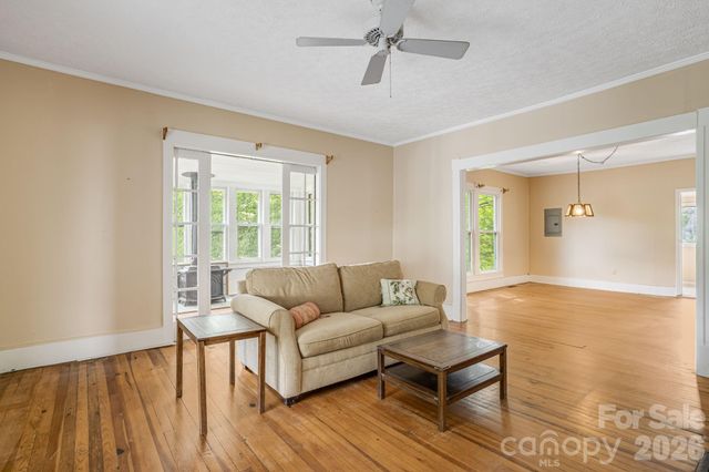 82 Hill Street, Hot Springs, NC 28743