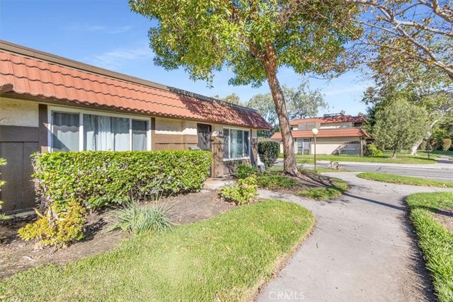 1425 N Parkhaven, Anaheim, CA 92801