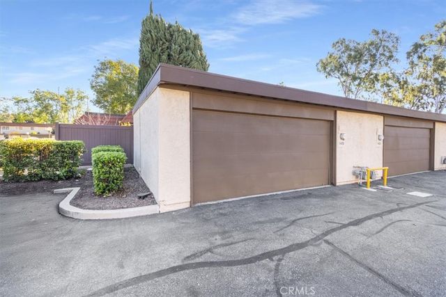 1425 N Parkhaven, Anaheim, CA 92801