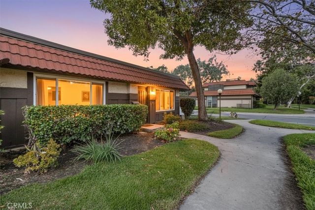 1425 N Parkhaven, Anaheim, CA 92801