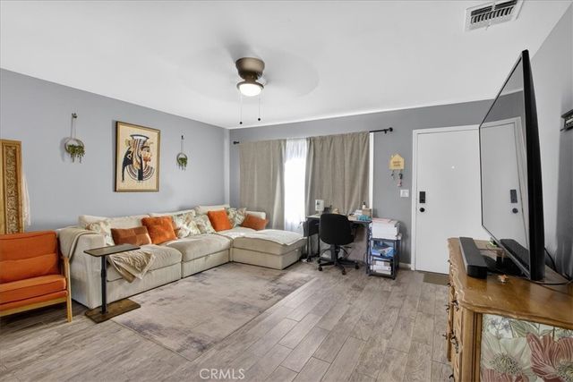 1425 N Parkhaven, Anaheim, CA 92801