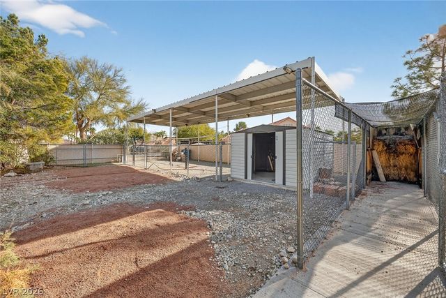 5935 North Campbell Road, Las Vegas, NV 89149