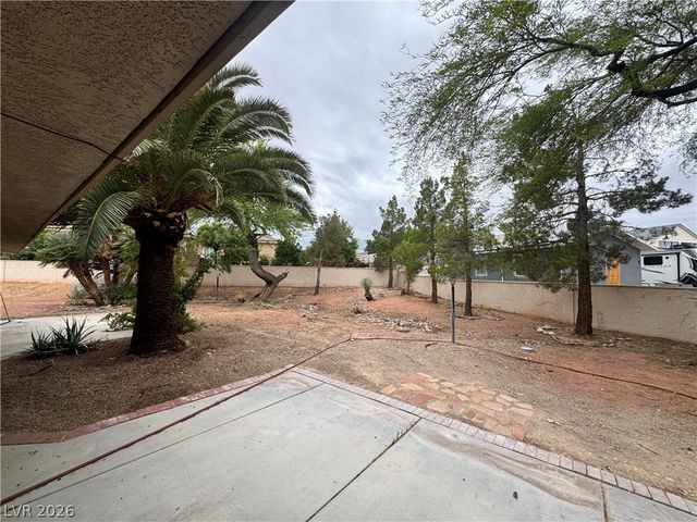 5935 North Campbell Road, Las Vegas, NV 89149