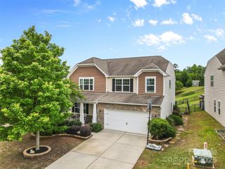 2042 Newport Drive, Fort Mill, SC 29707
