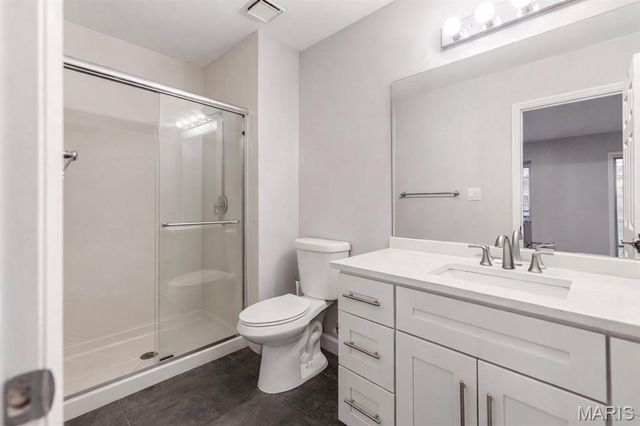 445 Clara Avenue 24, St Louis, MO 63112