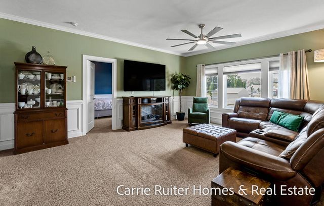 1104 Zachary Street, Vicksburg, MI 49097