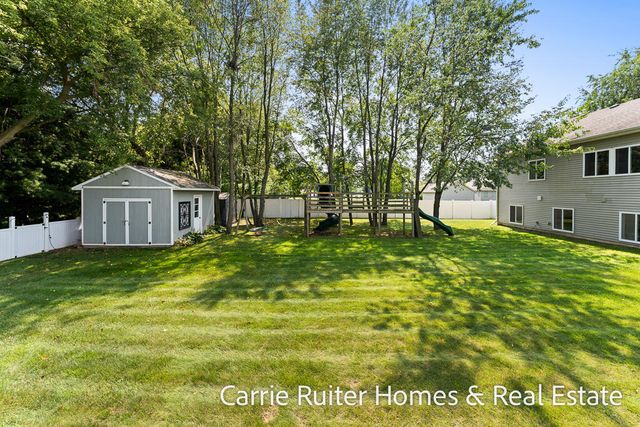 1104 Zachary Street, Vicksburg, MI 49097