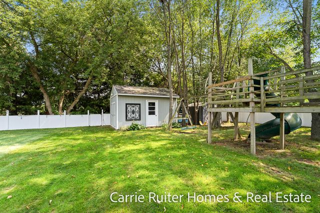 1104 Zachary Street, Vicksburg, MI 49097
