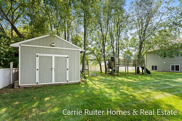 1104 Zachary Street, Vicksburg, MI 49097