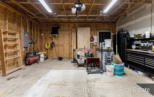 1104 Zachary Street, Vicksburg, MI 49097