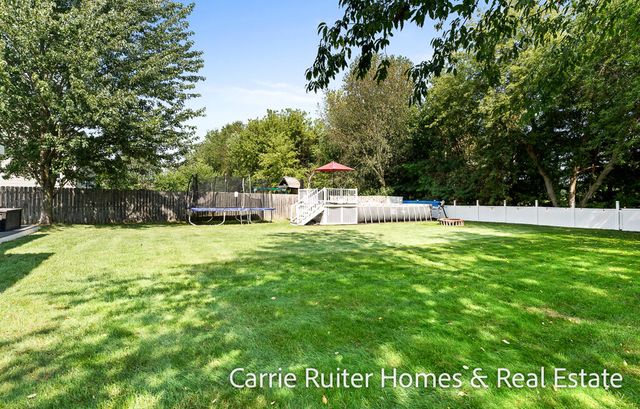 1104 Zachary Street, Vicksburg, MI 49097