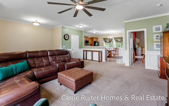 1104 Zachary Street, Vicksburg, MI 49097