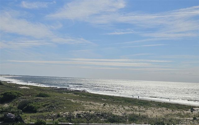 2 Richmond Road 4F, Lido Beach, NY 11561