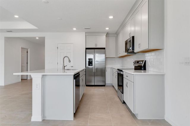 10008 LAST LIGHT GLEN, Parrish, FL 34219