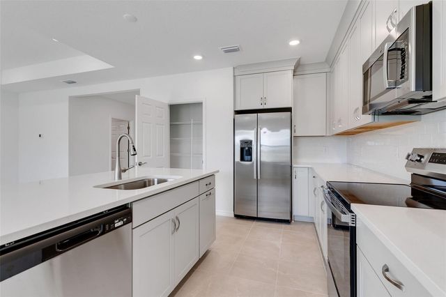 10008 LAST LIGHT GLEN, Parrish, FL 34219