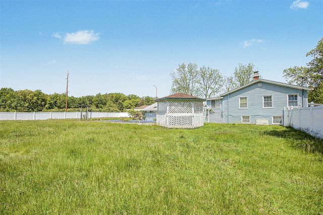 11595 4 Mile Road, Battle Creek, MI 49015
