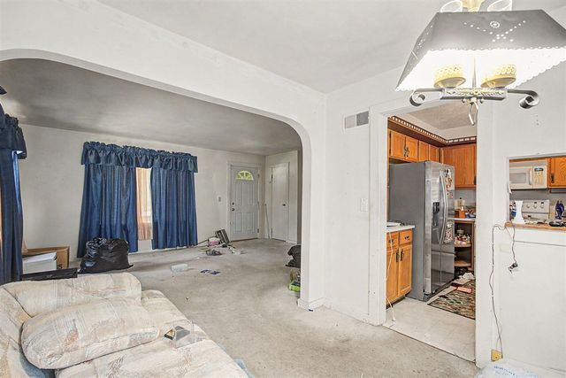 11595 4 Mile Road, Battle Creek, MI 49015