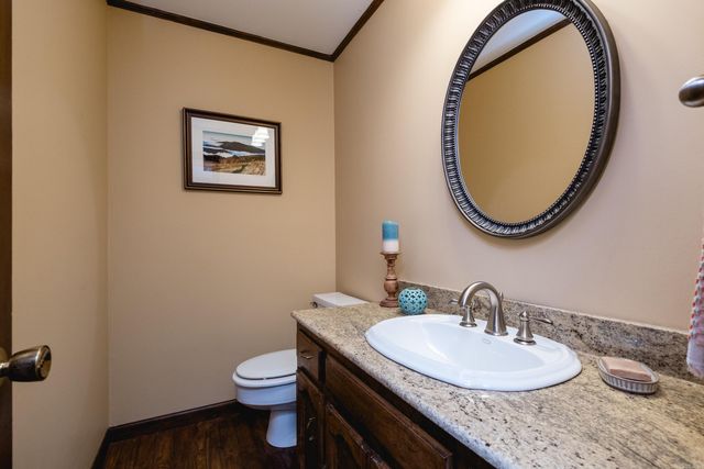 1924 Hillsborough Lane, Little Rock, AR 72212