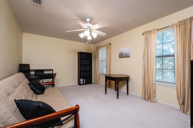 1924 Hillsborough Lane, Little Rock, AR 72212