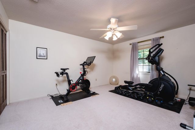 1924 Hillsborough Lane, Little Rock, AR 72212