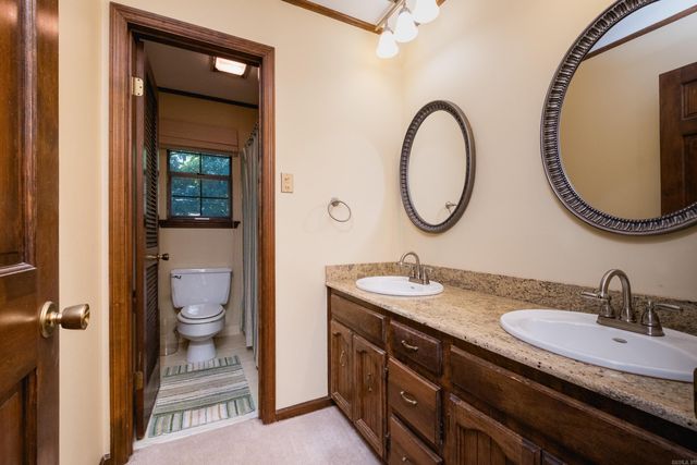 1924 Hillsborough Lane, Little Rock, AR 72212