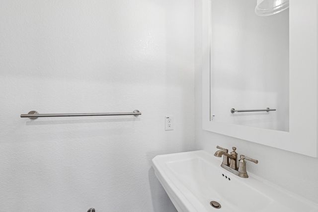 2703 Clapbread Lane, Rosenberg, TX 77471