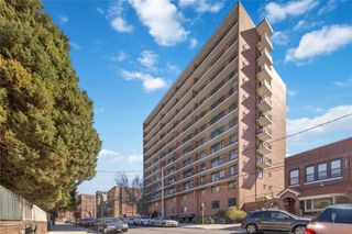 23-22 30 Road 7D, Astoria, NY 11102