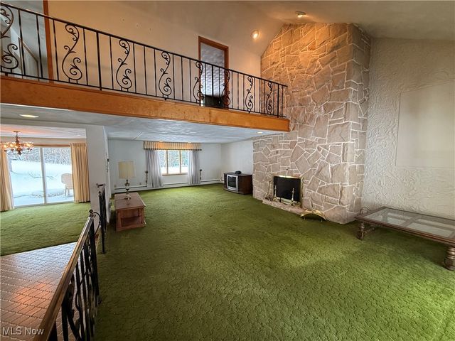 6239 State Route 152, Richmond, OH 43944