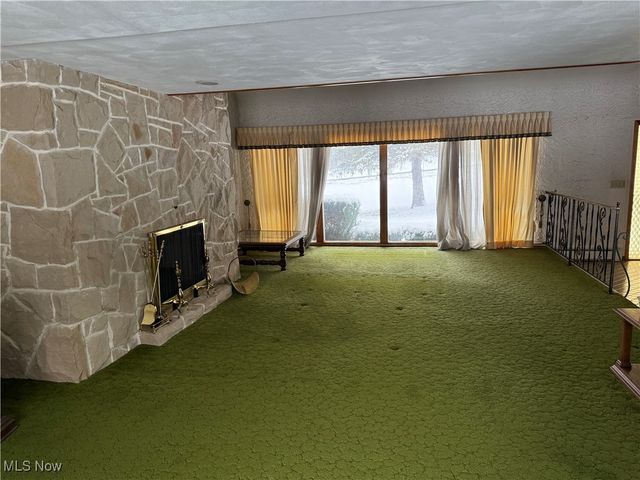 6239 State Route 152, Richmond, OH 43944