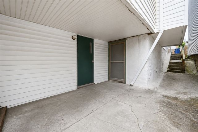 1017 Uvilla, Elliott, PA 15220