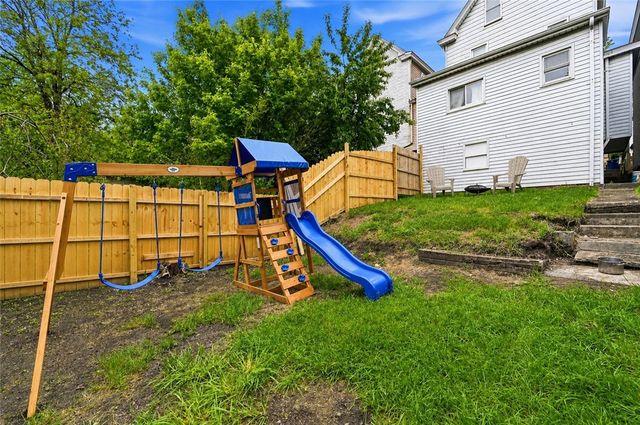 1017 Uvilla, Elliott, PA 15220