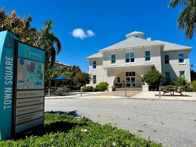 1422 W Meadows Circle 1422, Boynton Beach, FL 33436