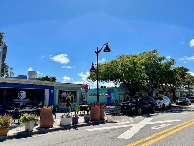 1422 W Meadows Circle 1422, Boynton Beach, FL 33436