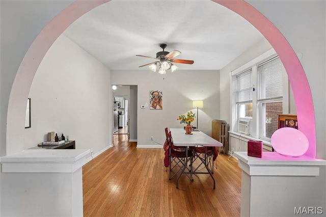 4958 Tholozan Avenue, St Louis, MO 63109