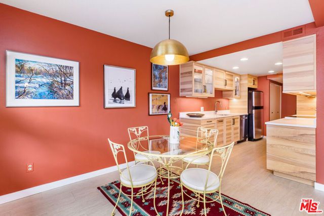 8828 Pershing Drive 112, Playa Del Rey (los Angeles), CA 90293