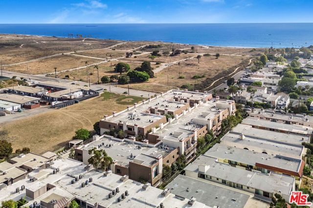 8828 Pershing Drive 112, Playa Del Rey (los Angeles), CA 90293