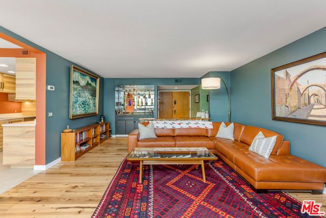 8828 Pershing Drive 112, Playa Del Rey (los Angeles), CA 90293