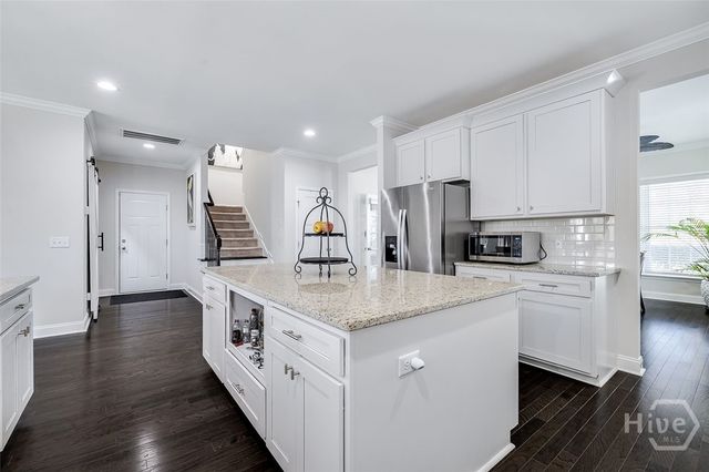 15 Oakcrest Court, Savannah, GA 31405