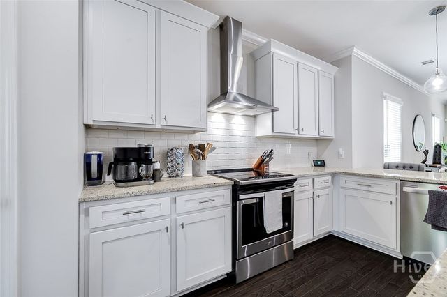 15 Oakcrest Court, Savannah, GA 31405