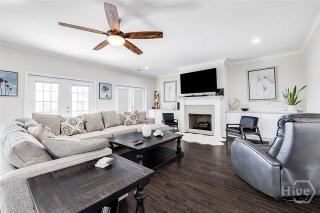 15 Oakcrest Court, Savannah, GA 31405