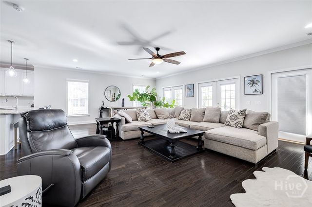 15 Oakcrest Court, Savannah, GA 31405