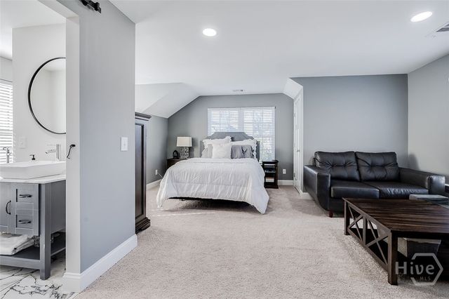 15 Oakcrest Court, Savannah, GA 31405