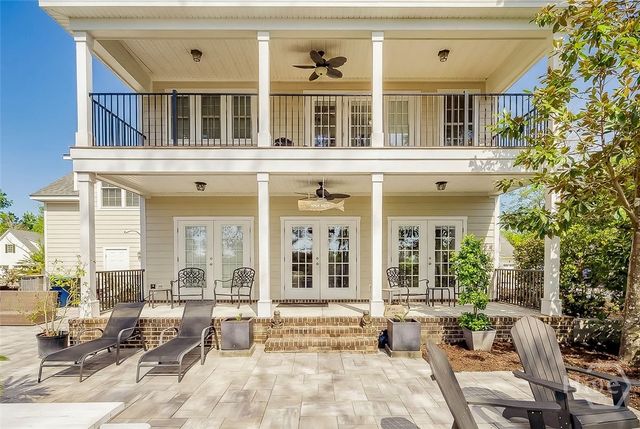 15 Oakcrest Court, Savannah, GA 31405