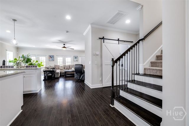 15 Oakcrest Court, Savannah, GA 31405