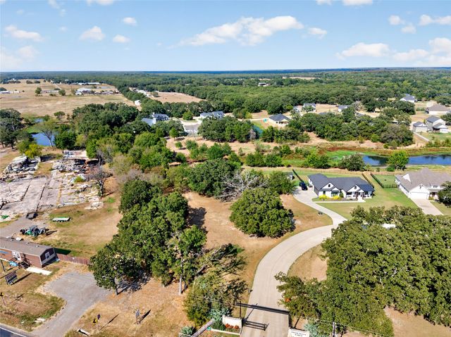 1015 Oak Trail, Quinlan, TX 75474
