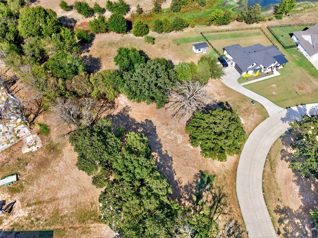 1015 Oak Trail, Quinlan, TX 75474