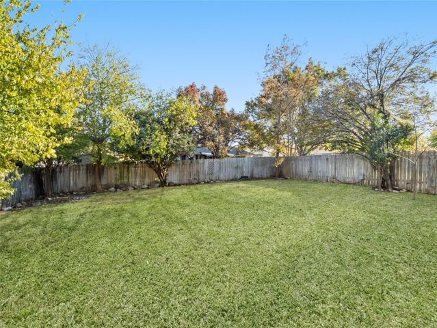 218 Crystal Knoll BLVD, Georgetown, TX 78626